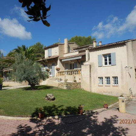 랑벡 Mas Les Vieux Chenes B&B 외부 사진