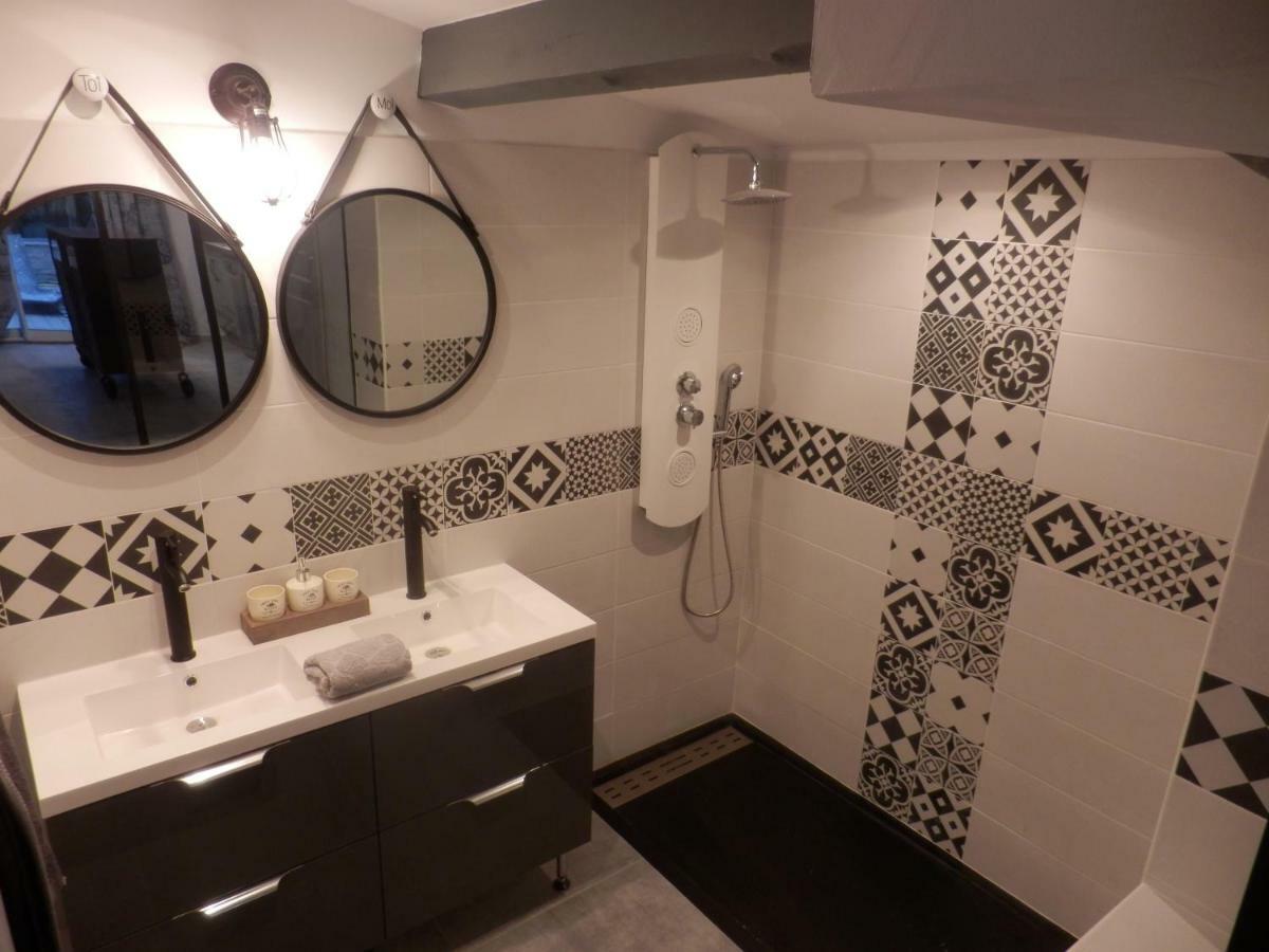 랑벡 Mas Les Vieux Chenes B&B 외부 사진